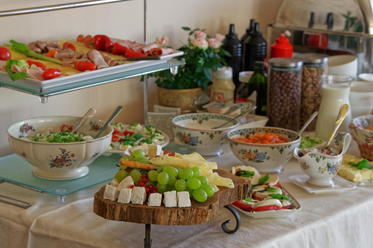 Czapla Stare Sady Bed & Breakfast Mikołajki Bagian luar foto